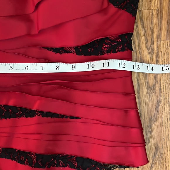 BEBE satin corset layered with lace size medium - Picture 13 of 14